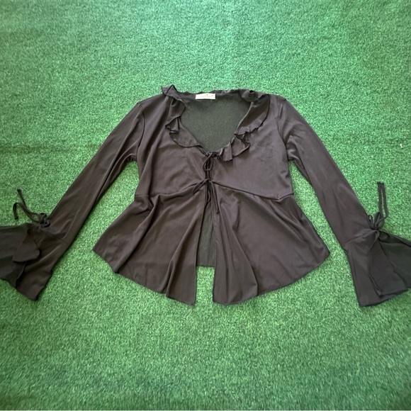 Elegant Black Tie-Front Ruffle Long Sleeve Top - Picture 1 of 7